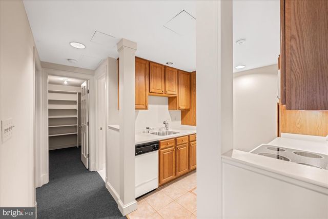 1051 KELSO RD, Great Falls, VA 22066
