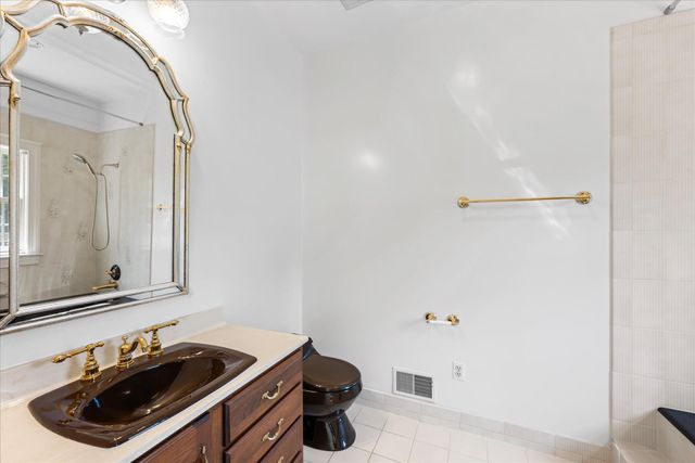 1051 KELSO RD, Great Falls, VA 22066