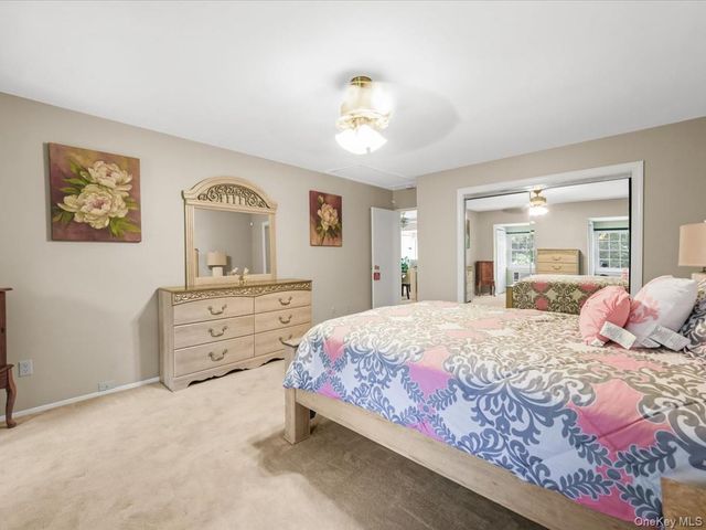 251 Village Drive 251, Hauppauge, NY 11788