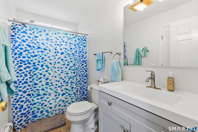 9 Clairmont Circle, Groton, CT 06355