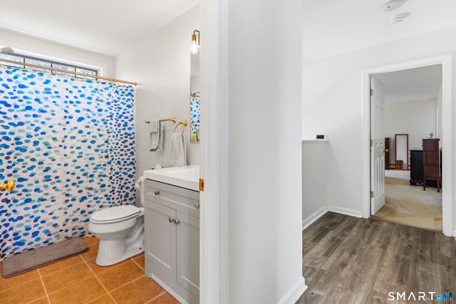 9 Clairmont Circle, Groton, CT 06355