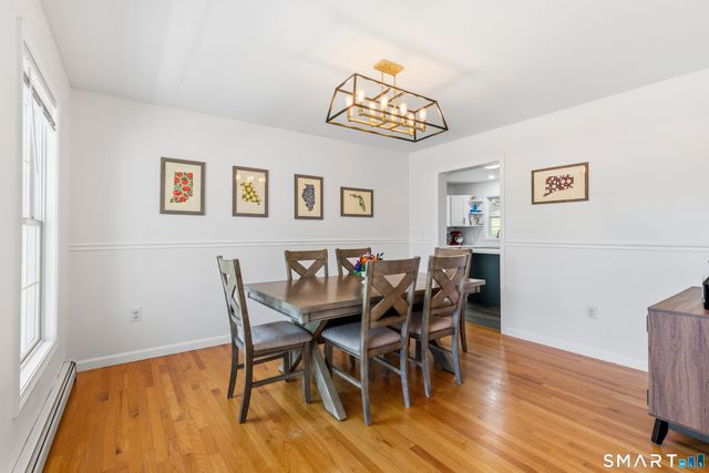 9 Clairmont Circle, Groton, CT 06355