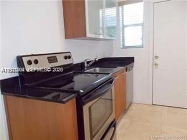 1045 Lenox Ave 5, Miami Beach, FL 33139