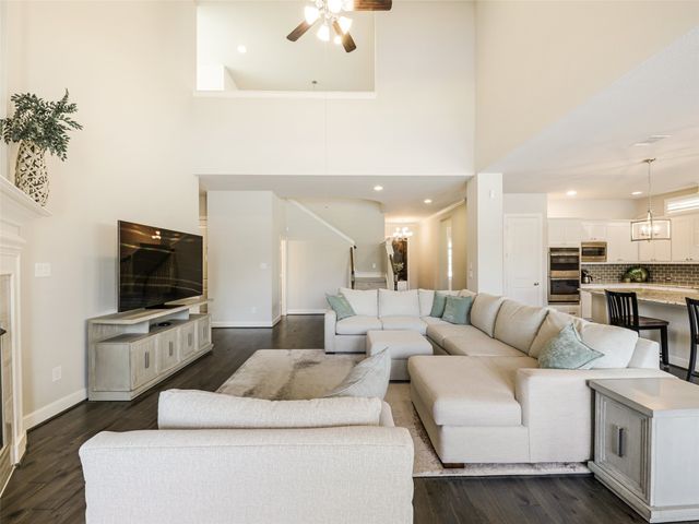 411 Lake Trail Lane, Prosper, TX 75078