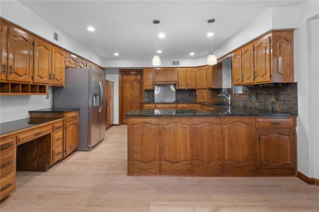 14744 S Village Drive, Olathe, KS 66062