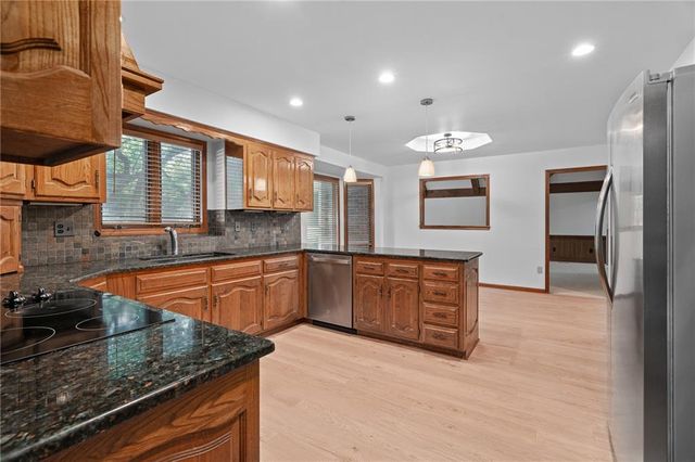 14744 S Village Drive, Olathe, KS 66062