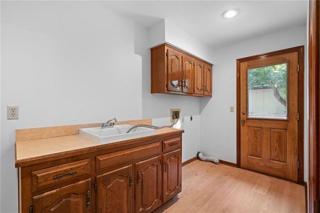 14744 S Village Drive, Olathe, KS 66062