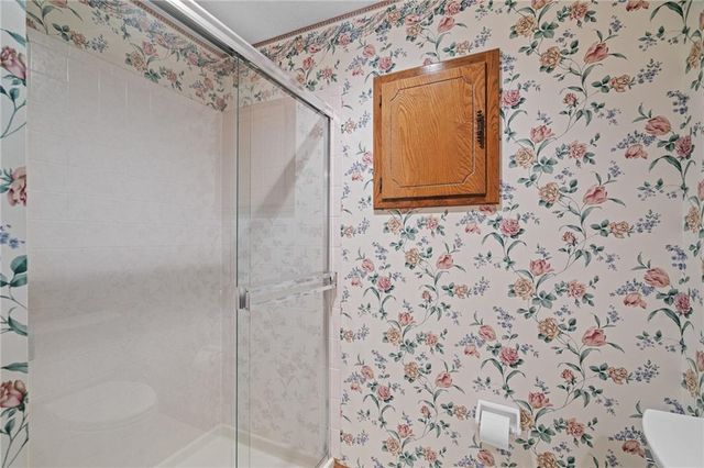 14744 S Village Drive, Olathe, KS 66062