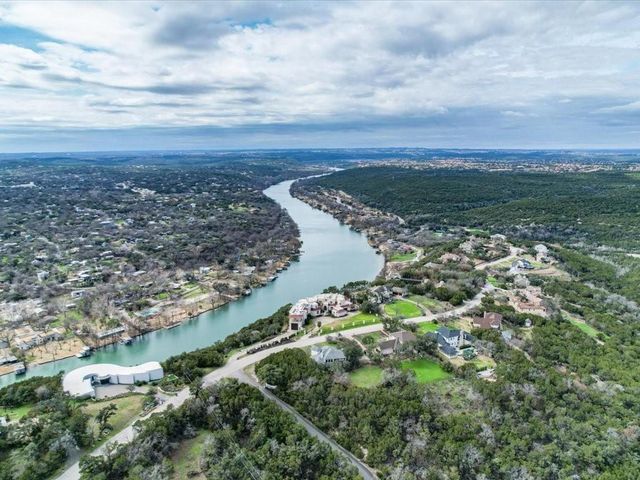 3350 Far View DR, Austin, TX 78730