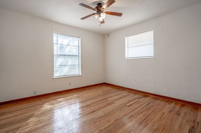 610 N Camden Street, Dublin, TX 76446