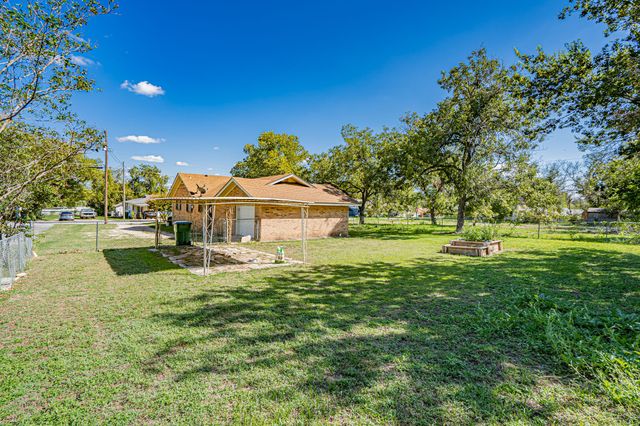 610 N Camden Street, Dublin, TX 76446