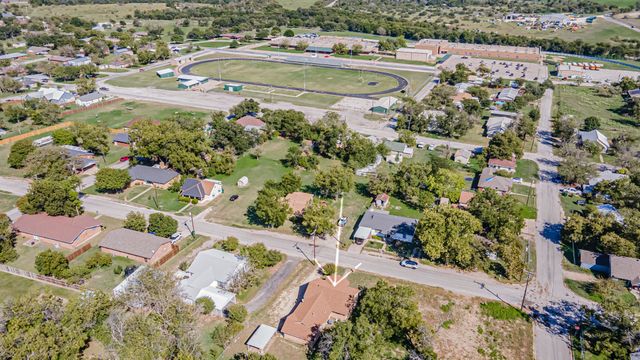 610 N Camden Street, Dublin, TX 76446