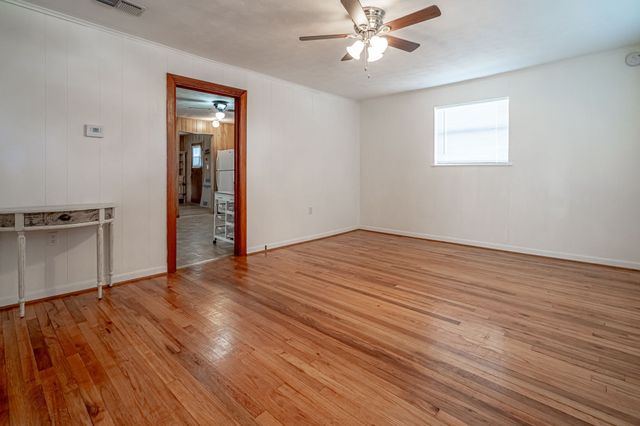 610 N Camden Street, Dublin, TX 76446