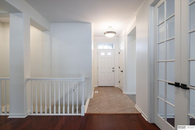 18886 Mayberry Plaza, Elkhorn, NE 68022