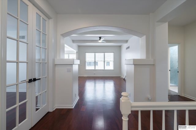 18886 Mayberry Plaza, Elkhorn, NE 68022