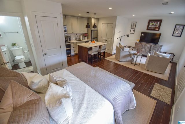 2009 9TH STREET, Tuscaloosa, AL 35401