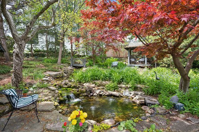 500 Maple Street, Winnetka, IL 60093