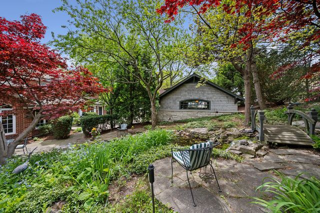 500 Maple Street, Winnetka, IL 60093