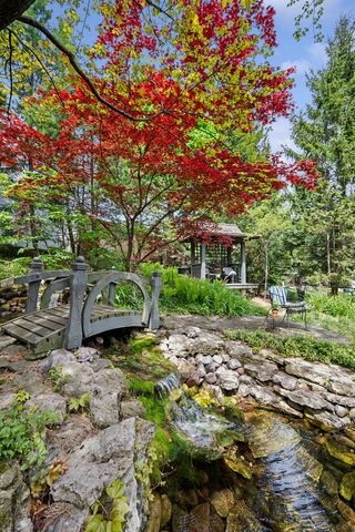 500 Maple Street, Winnetka, IL 60093