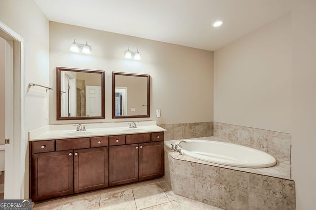 2464 Norwood Drive SE, Smyrna, GA 30080