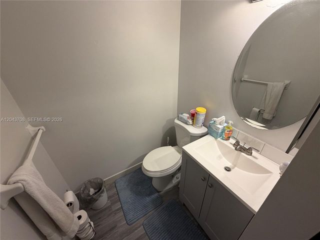 4174 Inverrary Dr 408, Lauderhill, FL 33319