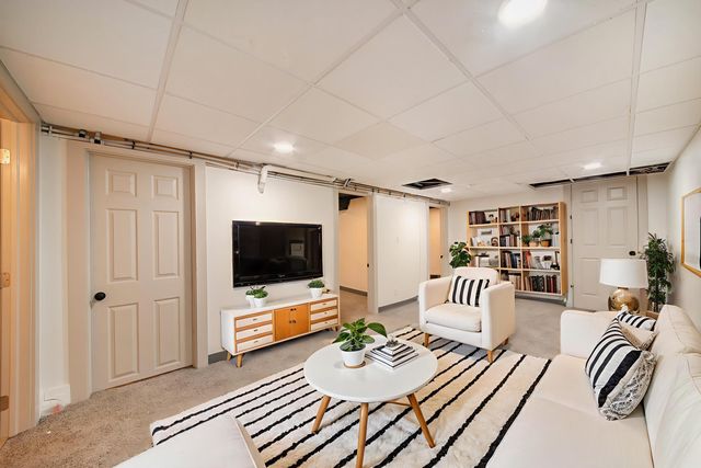 100 Knapp Street NE, Grand Rapids, MI 49505