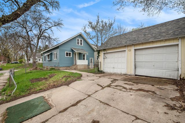 100 Knapp Street NE, Grand Rapids, MI 49505