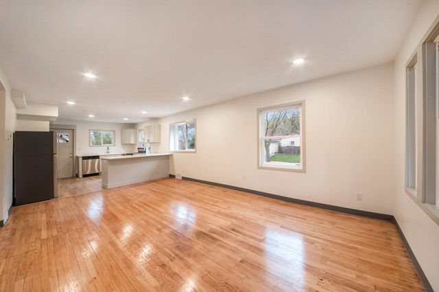 100 Knapp Street NE, Grand Rapids, MI 49505