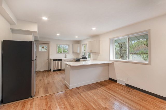 100 Knapp Street NE, Grand Rapids, MI 49505