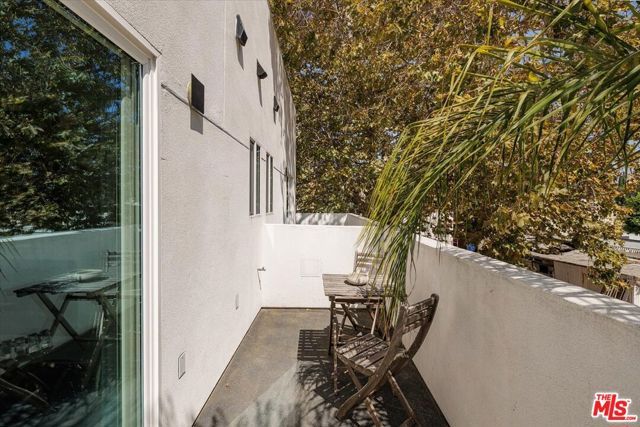 3014 Finch Street, Los Angeles, CA 90039