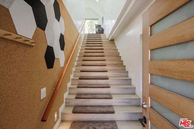 3014 Finch Street, Los Angeles, CA 90039
