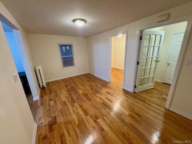 105 Burtis Street 1, Lynbrook, NY 11563