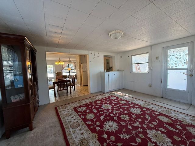 186 MIDWEST PARKWAY, Sarasota, FL 34232