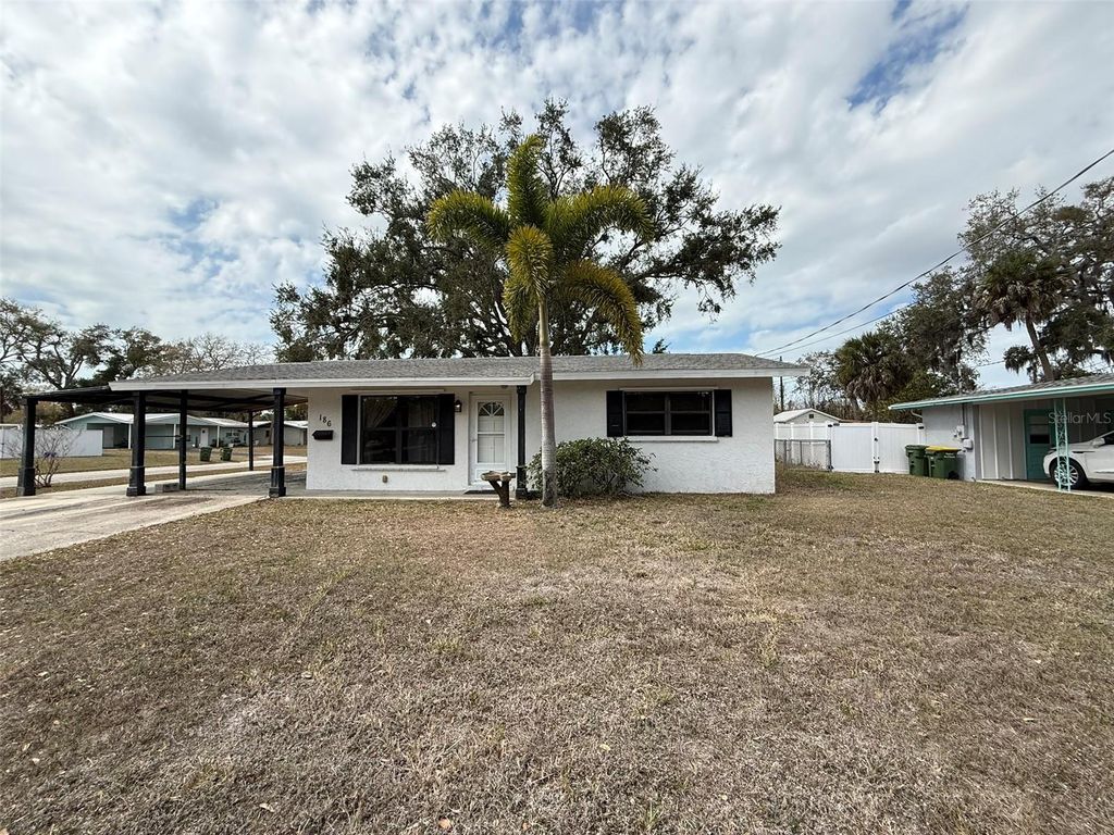 186 MIDWEST PARKWAY, Sarasota, FL 34232