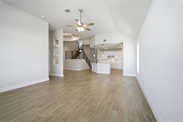 155 Hazel Way, Mico, TX 78066