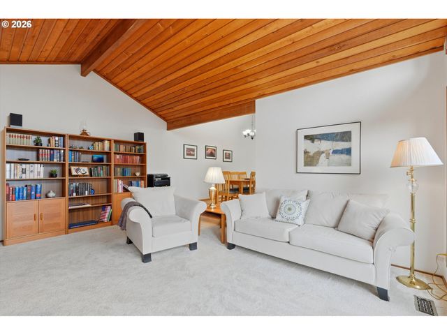 6565 APOLLO Rd, West Linn, OR 97068