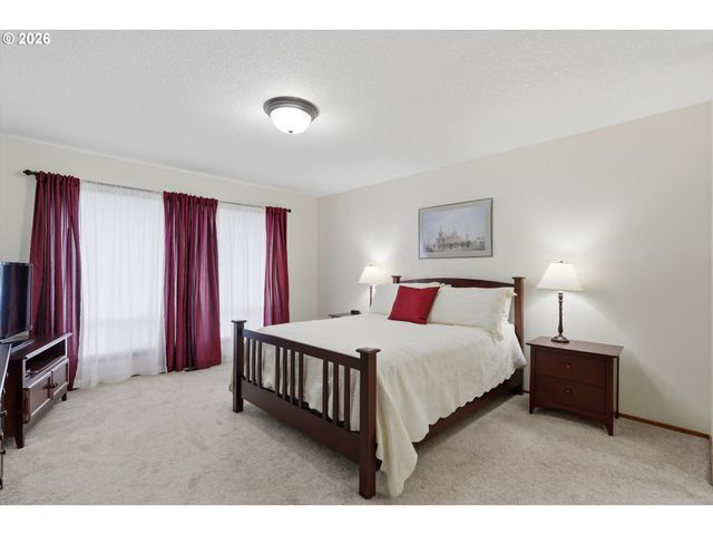 6565 APOLLO Rd, West Linn, OR 97068