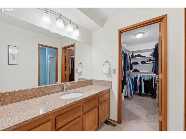 6565 APOLLO Rd, West Linn, OR 97068