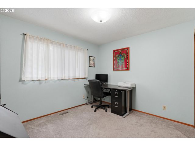 6565 APOLLO Rd, West Linn, OR 97068