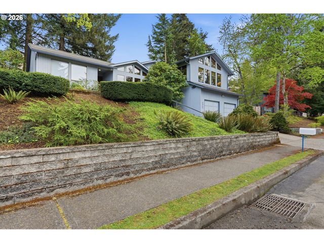 6565 APOLLO Rd, West Linn, OR 97068