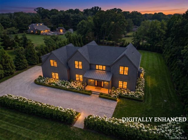 190A South Country Road, Remsenburg, NY 11960