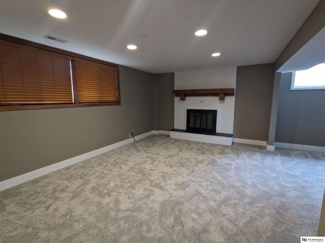 11517 Meredith Circle, Omaha, NE 68164