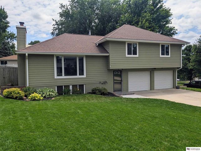 11517 Meredith Circle, Omaha, NE 68164