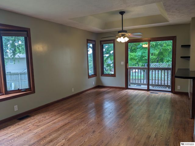 11517 Meredith Circle, Omaha, NE 68164