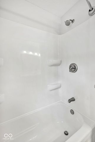 2411 Sunnyside Drive, Anderson, IN 46013