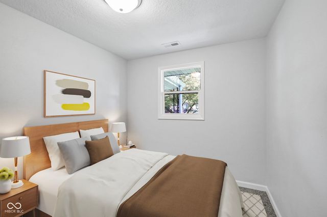 2411 Sunnyside Drive, Anderson, IN 46013