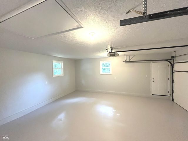 2411 Sunnyside Drive, Anderson, IN 46013