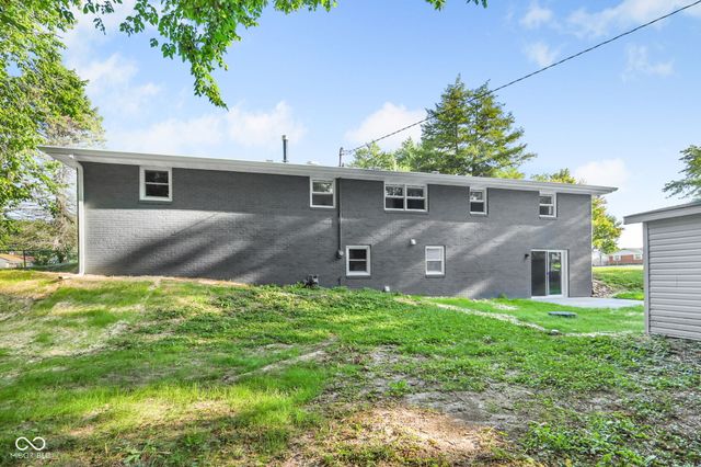 2411 Sunnyside Drive, Anderson, IN 46013