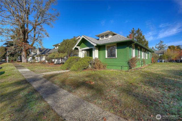 205 Brandywine Ave, Dupont, WA 98327