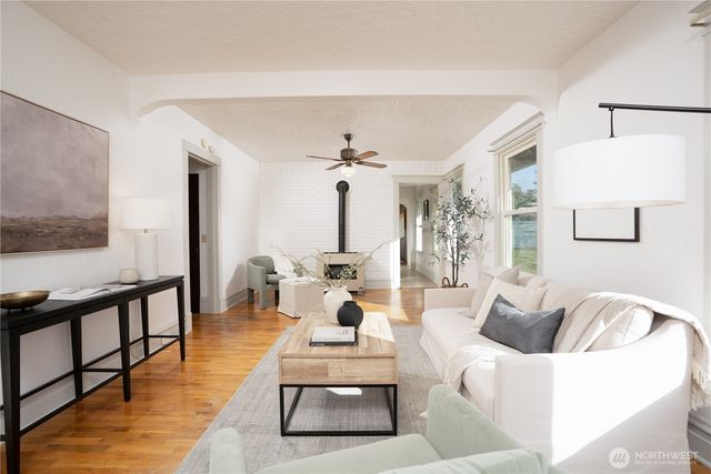 205 Brandywine Ave, Dupont, WA 98327